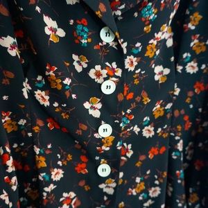 En Saison Cottagecore Dark Floral Blouse